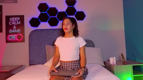 Isabella online show from 11-13-25, 12:31