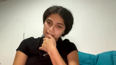 Isabella.. back again  online show from 01-23-25, 12:14