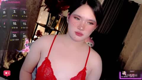 Snapshot of isabellaleights chatting on 06-25-26, 05:34 isabel online show from 06-25-26, 05:34
