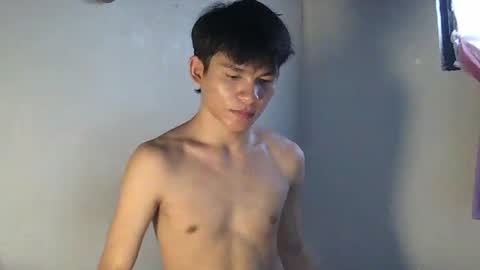 Snapshot of isabellaluvsdaddy chatting on 05-02-26, 02:27 Isabella online show from 05-02-26, 02:27