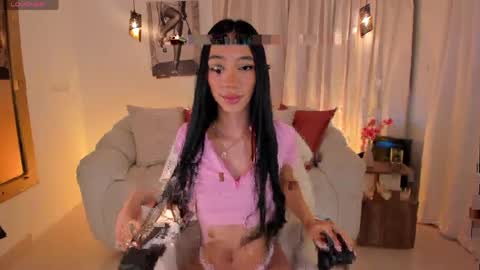 Snapshot of isabellalux_ chatting on 05-04-26, 05:09 ISABELLA online show from 05-04-26, 05:09