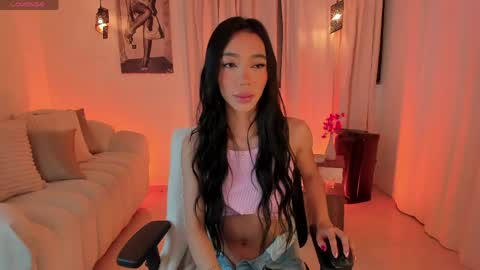 Snapshot of isabellalux_ chatting on 06-01-26, 05:36 ISABELLA online show from 06-01-26, 05:36