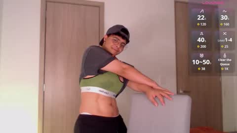 Isabella Mout  online show from 03-17-26, 12:26