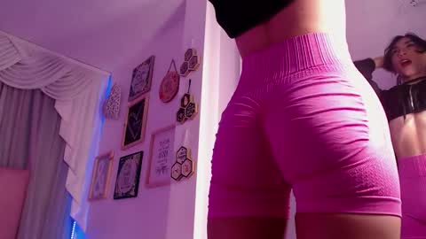 Isabelle Daza online show from 03-16-26, 12:09