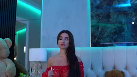 Snapshot of isabellehunt chatting on 10-20-25, 05:08 IsabelleHunt online show from 10-20-25, 05:08