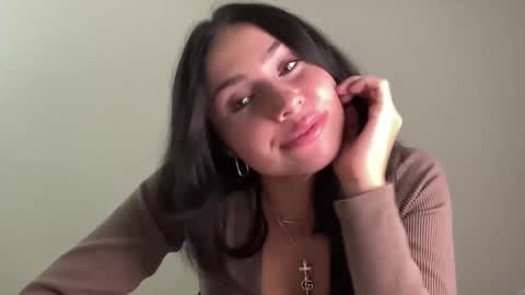 Snapshot of isabellekinsley chatting on 09-18-25, 09:28 isabellekinsley online show from 09-18-25, 09:28