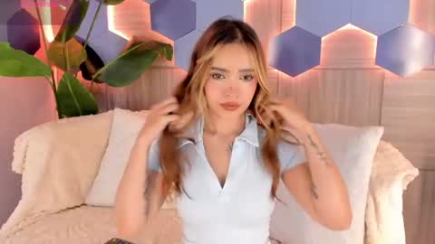    online show from 06-18-26, 03:07