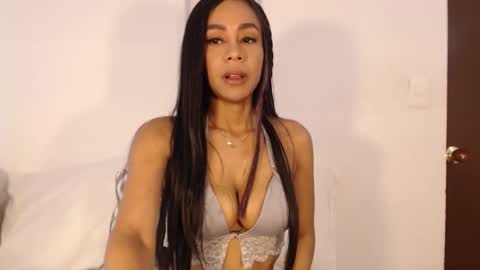 Isabella online show from 10-05-25, 10:18