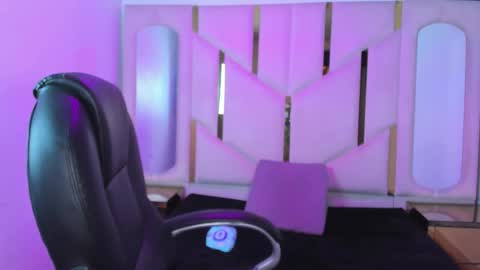 isabellrodriguez18 online show from 03-13-26, 03:57