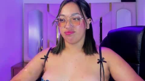 isabellrodriguez18 online show from 04-10-26, 05:01