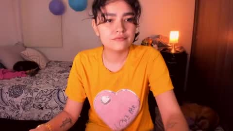Snapshot of isabelprietoo chatting on 07-04-26, 01:34 Isa online show from 07-04-26, 01:34