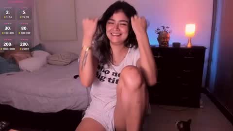 Snapshot of isabelprietoo chatting on 07-13-26, 12:24 Isa online show from 07-13-26, 12:24