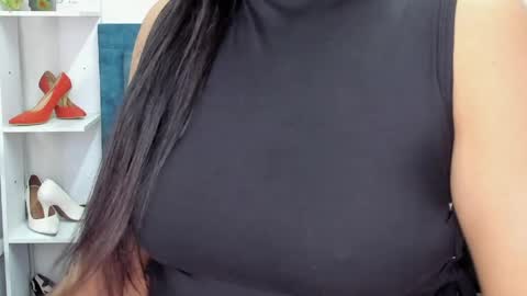 Snapshot of isadoravex chatting on 05-23-26, 02:28 Isabel online show from 05-23-26, 02:28