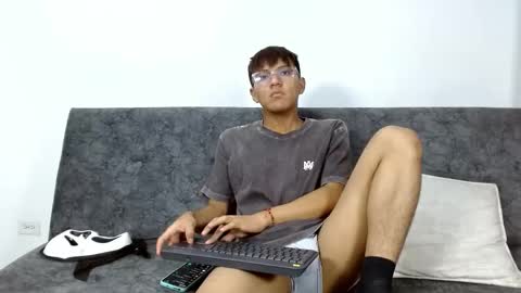 Snapshot of isak_lane chatting on 11-01-25, 01:51 isak_lane online show from 11-01-25, 01:51