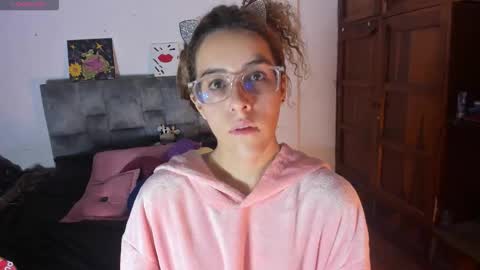 Isabela  online show from 10-03-25, 07:05