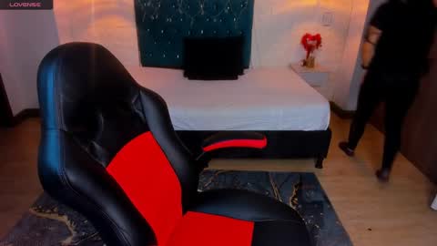 Snapshot of isarogers_dl chatting on 03-12-25, 10:48 isabel online show from 03-12-25, 10:48