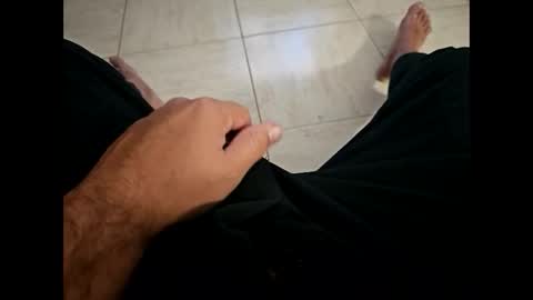 Snapshot of iscrewinutibolt chatting on 01-28-25, 10:23 Carlos online show from 01-28-25, 10:23