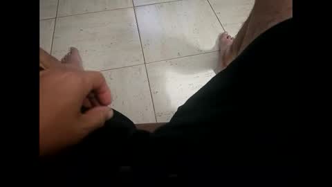 Snapshot of iscrewinutibolt chatting on 02-20-25, 11:20 Carlos online show from 02-20-25, 11:20