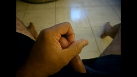 Snapshot of iscrewinutibolt chatting on 12-17-25, 11:16 Carlos online show from 12-17-25, 11:16