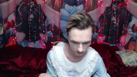 Snapshot of iselestias chatting on 02-11-26, 09:42 Sele online show from 02-11-26, 09:42