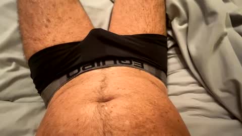 Snapshot of isemencum18 chatting on 12-20-24, 01:00 isemencum18 online show from 12-20-24, 01:00