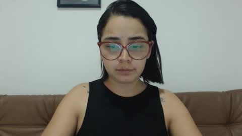 Emma online show from 10-28-25, 02:59