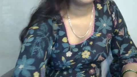 ishika_ishu online show from 09-10-25, 05:24
