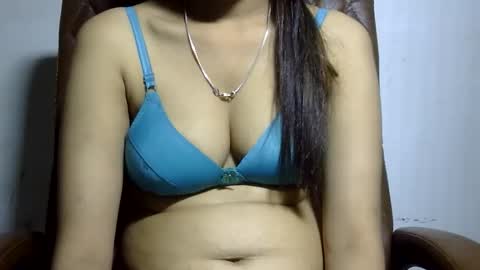 Snapshot of ishika_ishu chatting on 06-02-26, 06:43 ishika_ishu online show from 06-02-26, 06:43