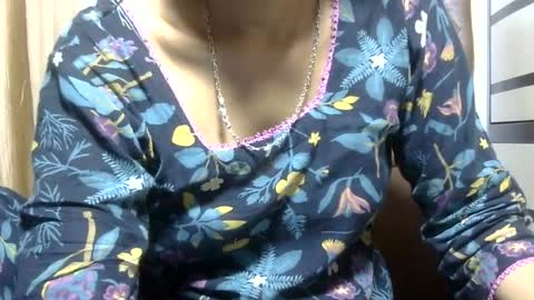 Snapshot of ishika_ishu chatting on 07-01-26, 03:41 ishika_ishu online show from 07-01-26, 03:41