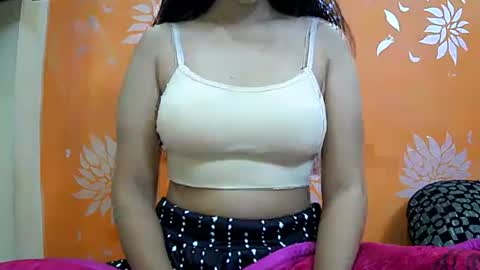 ishika_singh_ online show from 12-03-24, 02:03
