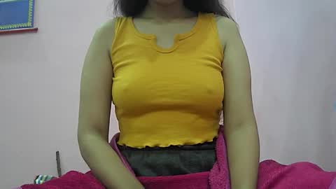 ishika_singh_ online show from 01-12-26, 02:28
