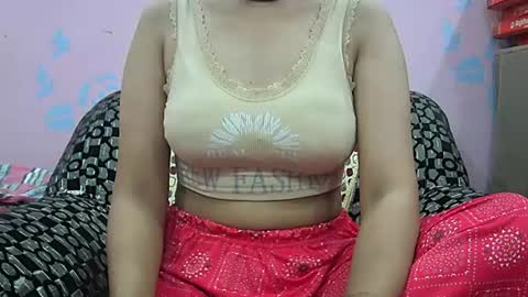 Snapshot of ishika_singh_ chatting on 06-16-26, 01:52 ishika_singh_ online show from 06-16-26, 01:52