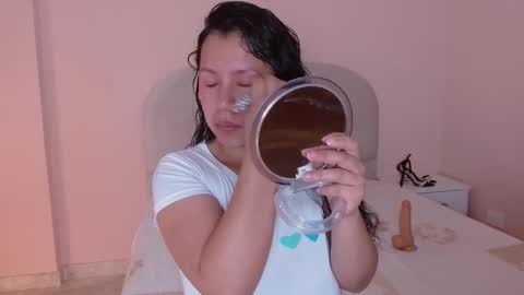 Isis  online show from 10-20-25, 07:53