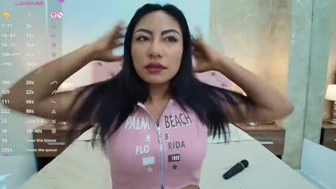 Snapshot of isis_choi chatting on 05-23-26, 07:18 Isis Choi online show from 05-23-26, 07:18