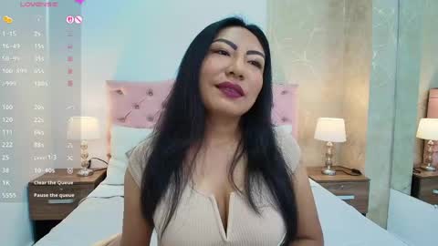 Snapshot of isis_choi chatting on 05-29-26, 07:34 Isis Choi online show from 05-29-26, 07:34