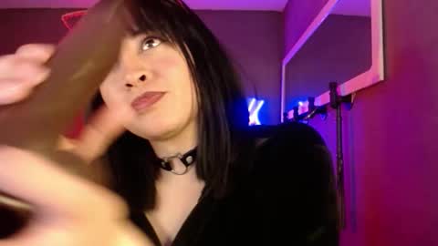 Ana Maria online show from 11-10-25, 02:38