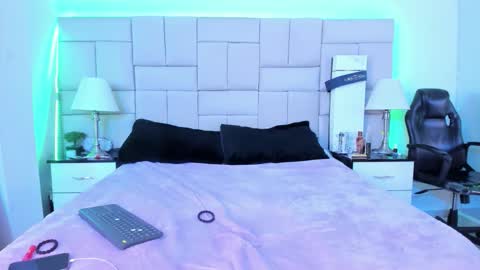 Pauli online show from 11-20-25, 11:48