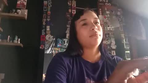 Snapshot of isisbathory chatting on 11-28-25, 05:48 Isis online show from 11-28-25, 05:48