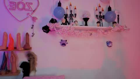 Isisjones18 online show from 11-15-25, 09:39