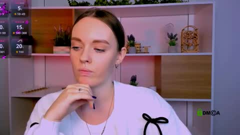 Snapshot of isla_dior chatting on 11-08-25, 08:03 isla_dior online show from 11-08-25, 08:03