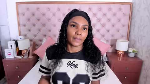 Vanessa online show from 10-20-25, 11:21