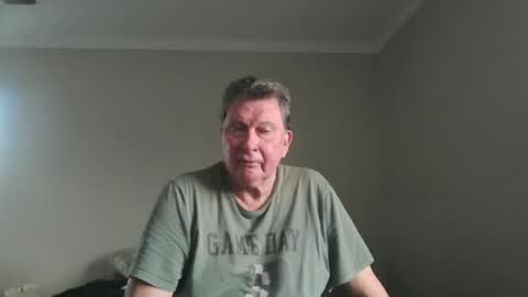 island625103 online show from 01-12-26, 07:19