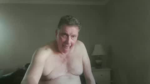 Snapshot of island625103 chatting on 06-15-26, 10:12 island625103 online show from 06-15-26, 10:12