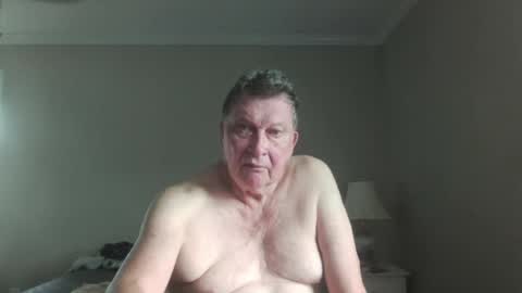 Snapshot of island625103 chatting on 07-31-26, 03:55 island625103 online show from 07-31-26, 03:55