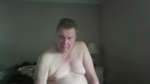 Snapshot of island625103 chatting on 08-02-26, 10:19 island625103 online show from 08-02-26, 10:19