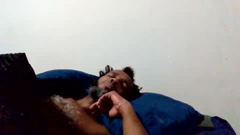 islandmaker online show from 10-12-25, 11:20