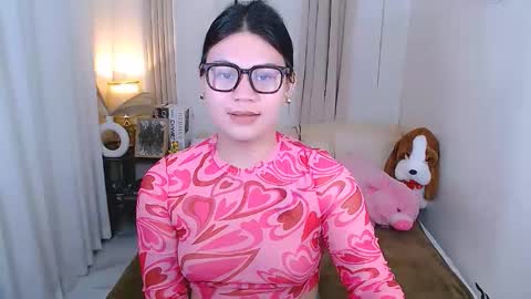 Snapshot of islawinslow chatting on 09-12-25, 02:22 isla online show from 09-12-25, 02:22