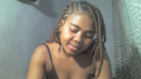Snapshot of ismayrah chatting on 05-15-26, 11:12 ismayrah online show from 05-15-26, 11:12