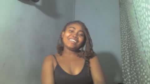 Snapshot of ismayrah chatting on 05-15-26, 11:34 ismayrah online show from 05-15-26, 11:34