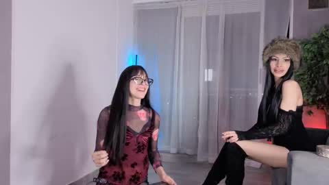 Julyane online show from 02-05-26, 01:54